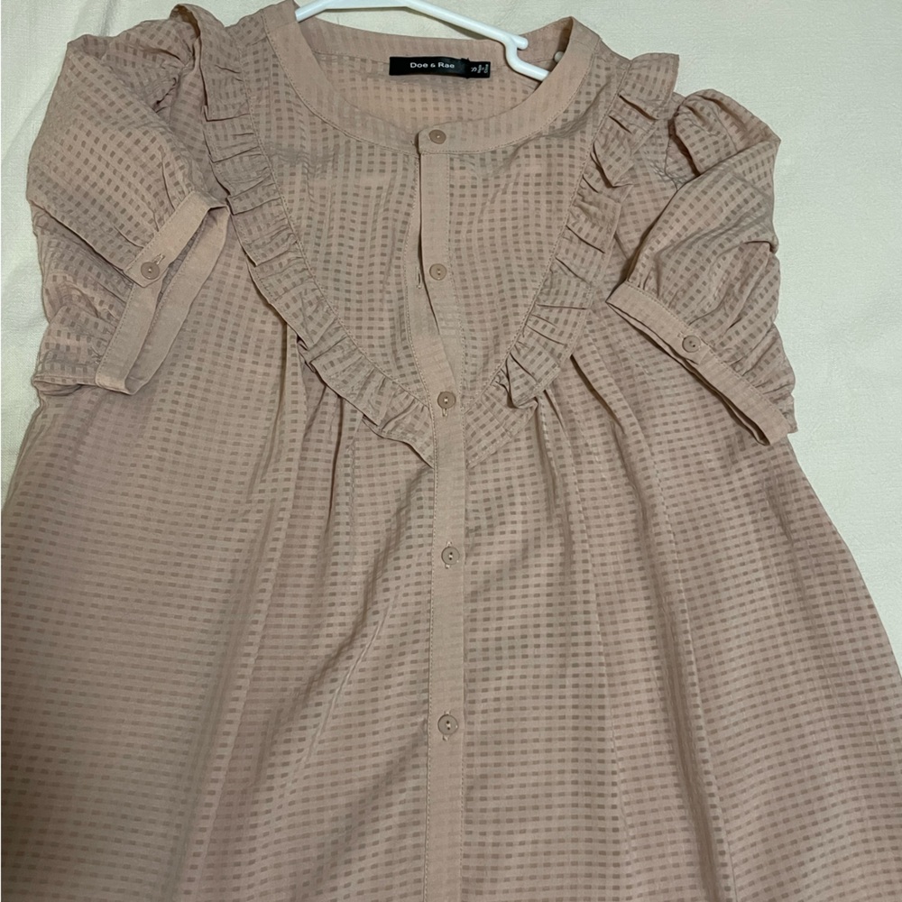 Dusty pink blouse